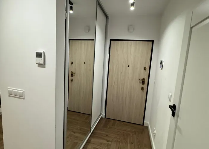 Free Parking Kwiatkowskiego View Riverside Fv